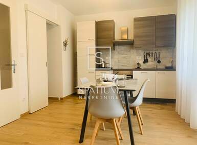 Trosoban stan, Rijeka, Banderovo, najam, 900 €, 70 m2