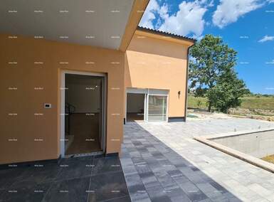 Kuca, Svetvinčenat, prodaja, 690000 €, 191 m2