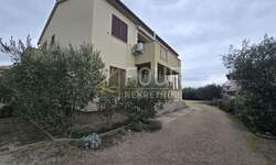 Kuca, Krk, prodaja, 985000 €, 399 m2