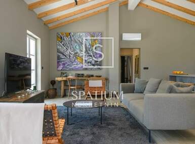 Kuca, Tinjan, najam, 3100 €, 160 m2