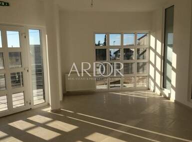 Poslovni prostor, Kastav, Rešetari, prodaja, 312000 €, 113 m2