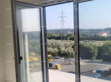 Dvosoban stan, Pula, prodaja, 280000 €, 92 m2