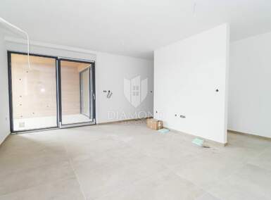 Dvosoban stan, Pula, Veli vrh, prodaja, 249600 €, 83 m2