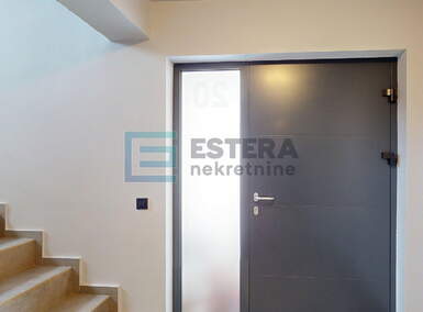 Trosoban stan, Vrbovec, prodaja, 180000 €, 81 m2