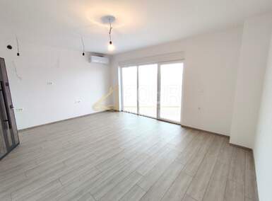 Trosoban stan, Medulin, prodaja, 171000 €, 58 m2