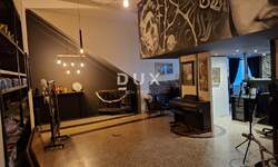 Poslovni prostor, Rijeka, Centar, najam, 900 €, 93 m2