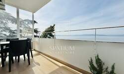 Trosoban stan, Rijeka, Pećine, najam, 1000 €, 80 m2