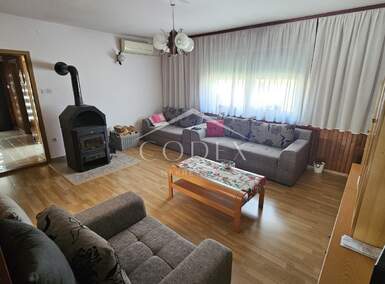 Stan, Novi Vinodolski, prodaja, 345000 €, 140 m2