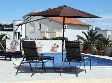 Kuca, Medulin, prodaja, 2040000 €, 200 m2