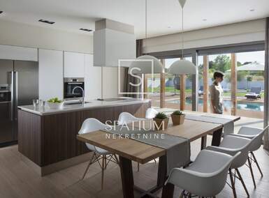 Kuca, Labin, prodaja, 1100000 €, 230 m2