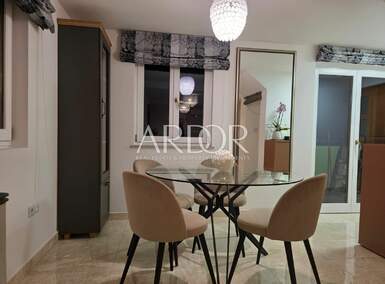 Trosoban stan, Mali Lošinj, prodaja, 276000 €, 65 m2