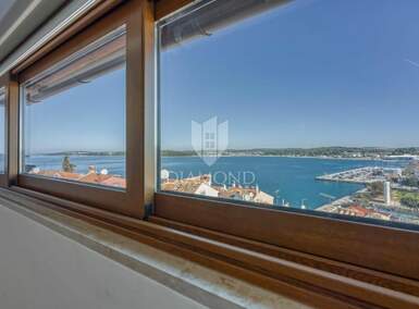 Dvosoban stan, Rovinj, prodaja, 600000 €, 75 m2