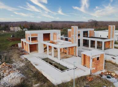 Kuca, Sveti Lovreč, prodaja, 295000 €, 186 m2