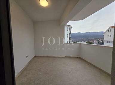 Cetvorosoban stan, Novi Vinodolski, prodaja, 390000 €, 97 m2