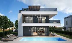 Kuca, Poreč, prodaja, 825000 €, 233 m2