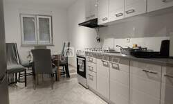 Trosoban stan, Rijeka, Zamet, najam, 1500 €, 81 m2