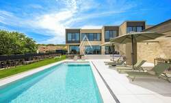 Kuca, Rovinj, prodaja, 990000 €, 250 m2