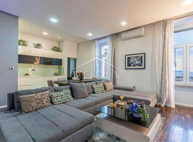 Trosoban stan, Rijeka, Centar, prodaja, 2500 €, 105 m2