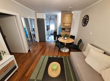 Trosoban stan, Rijeka, Donja Vežica, prodaja, 296000 €, 55 m2