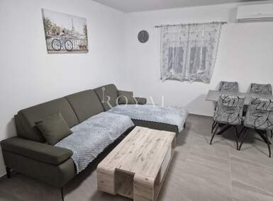 Dvosoban stan, Rijeka, Hosti, najam, 450 €, 45 m2