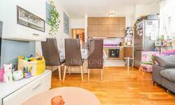 Trosoban stan, Pula, Valdebek, prodaja, 220000 €, 73 m2