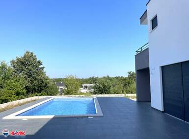 Kuca, Labin, najam, 1600 €, 210 m2