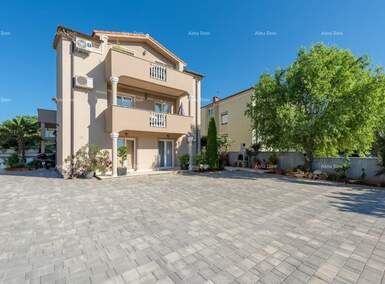 Kuca, Medulin, prodaja, 11 €, 400 m2