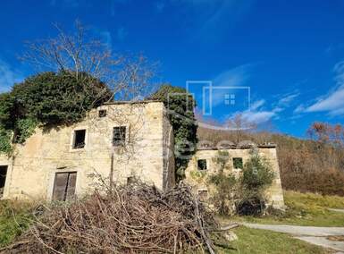 Kuca, Grožnjan, prodaja, 136000 €, 160 m2