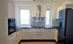 Trosoban stan, Rijeka, Belveder, najam, 700 €, 55 m2