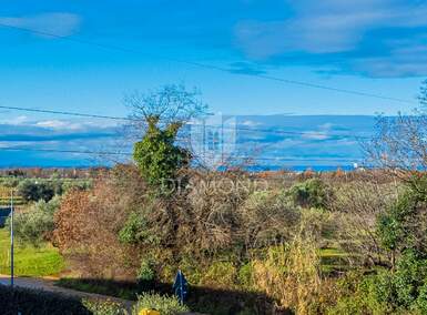 Trosoban stan, Umag, prodaja, 241000 €, 66 m2