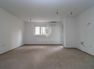 Dvosoban stan, Pula, prodaja, 231000 €, 55 m2