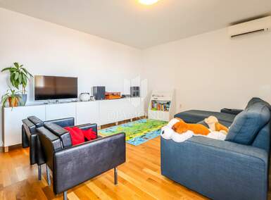 Cetvorosoban stan, Rovinj, prodaja, 330000 €, 100 m2