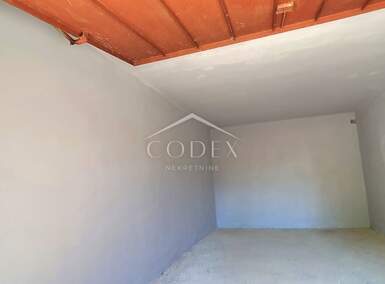 Garaza, Rijeka, Pećine, prodaja, 39000 €, 18 m2