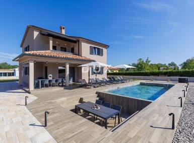 Kuca, Labin, prodaja, 590000 €, 188 m2