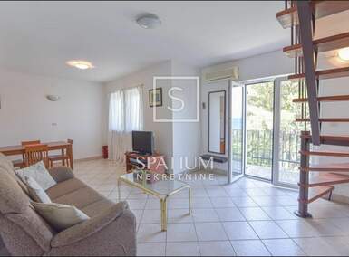 Trosoban stan, Mošćenička Draga, prodaja, 260000 €, 67 m2