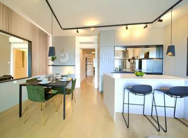 Trosoban stan, Krk, prodaja, 399900 €, 73 m2