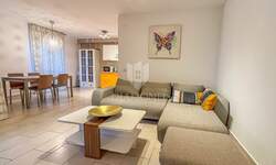 Trosoban stan, Umag, prodaja, 349000 €, 86 m2