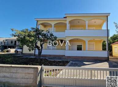 Kuca, Privlaka, prodaja, 1 €, 280 m2