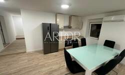 Stan, Rijeka, Centar, najam, 2000 €, 106 m2