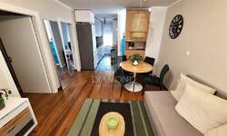 Trosoban stan, Rijeka, Donja Vežica, prodaja, 294000 €, 53 m2