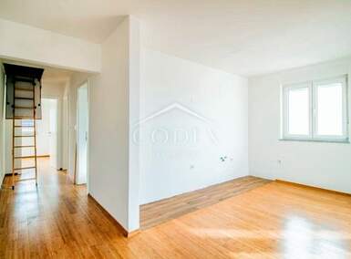 Trosoban stan, Malinska-Dubašnica, Bogovići, prodaja, 376000 €, 86 m2