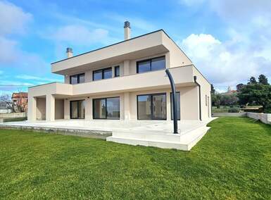 Kuca, Poreč, prodaja, 1190000 €, 307 m2