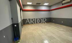 Poslovni prostor, Rijeka, Turnić, najam, 700 €, 45 m2