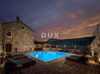 Kuca, Vinodol, Drivenik, prodaja, 832000 €, 200 m2