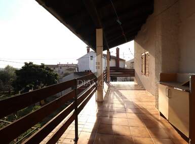 Kuca, Poreč, prodaja, 414999 €, 142 m2