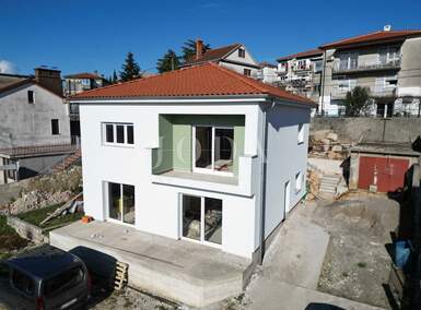 Kuca, Rijeka, Gornja Vežica, prodaja, 495000 €, 170 m2