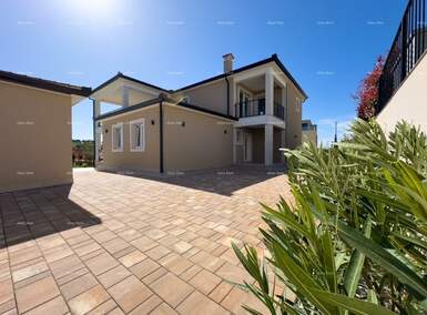 Kuca, Umag, prodaja, 1600000 €, 240 m2