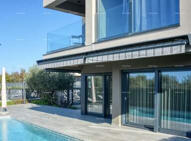 Kuca, Poreč, prodaja, 1200000 €, 250 m2