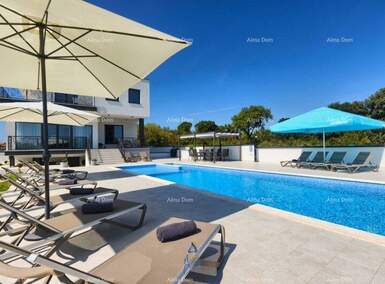 Kuca, Fažana, prodaja, 1545000 €, 540 m2