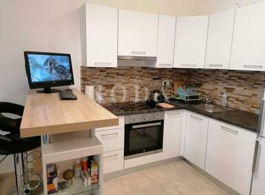 Trosoban stan, Buje, prodaja, 145000 €, 44 m2